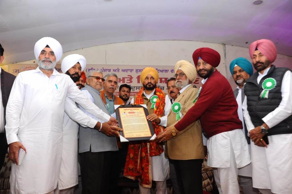 Shri Begampura Mission honours two personalities Charanjit Singh Channi former Chief Minister of Punjab and eminent writer Dr Sukhdev Singh Sirsa